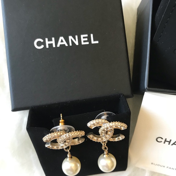 ⛔️❌SOLD❌⛔️CHANEL classic double C logo with pearls - Picture 4 of 8